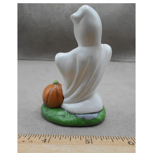 1985 Halloween Ceramic Ghost w/Pumpkin 3" Figure Hand Painted Vintage - Picture 4 of 6